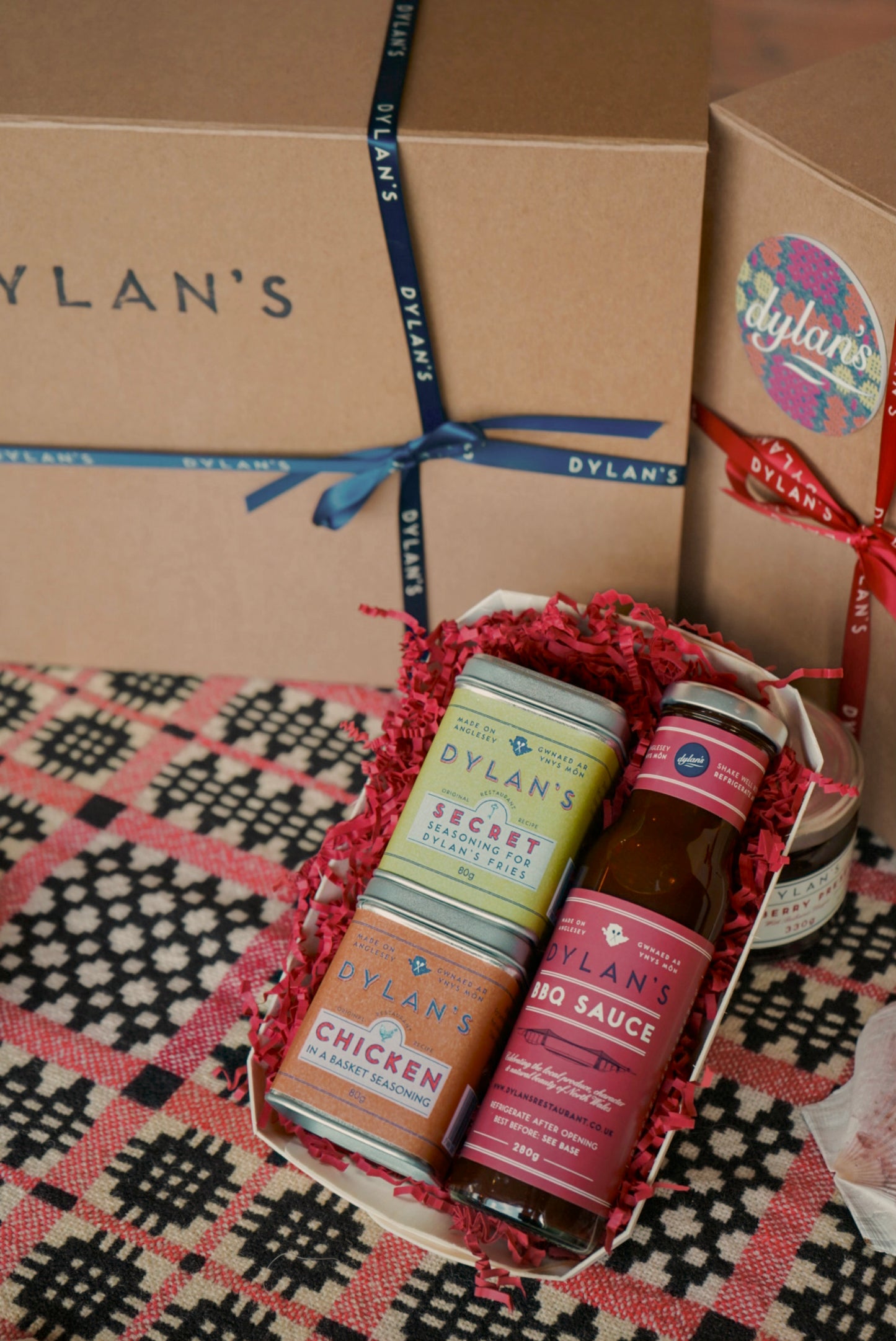 Dylan's Chicken Tray Hamper