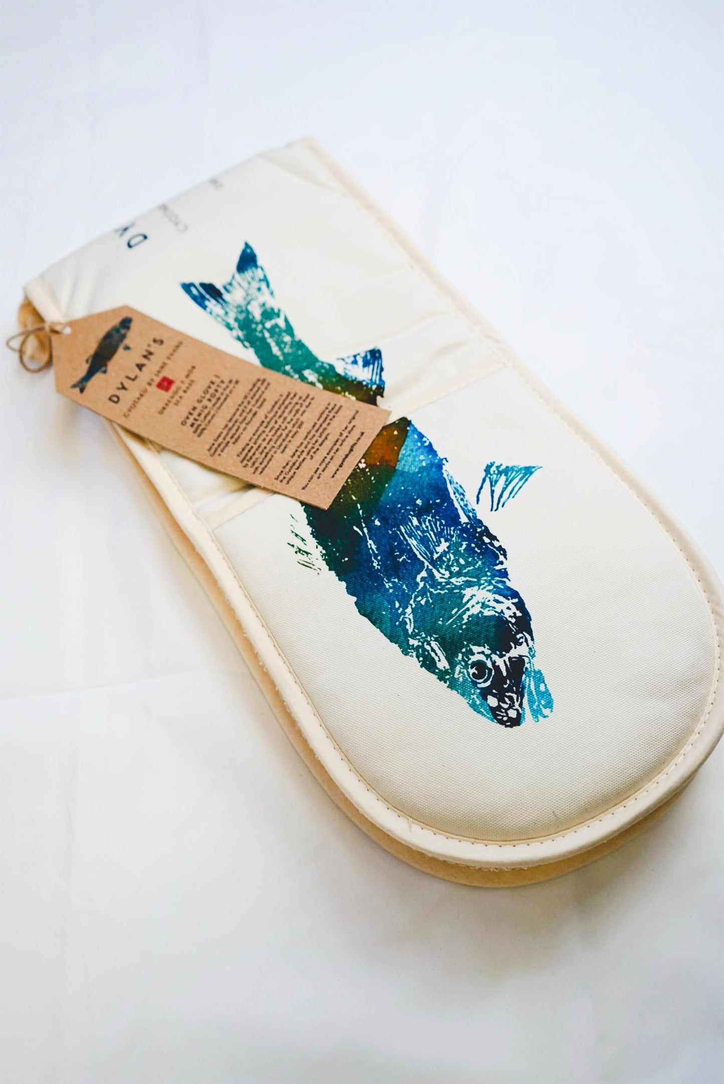 Draenog Y Môr | Sea Bass Oven Glove