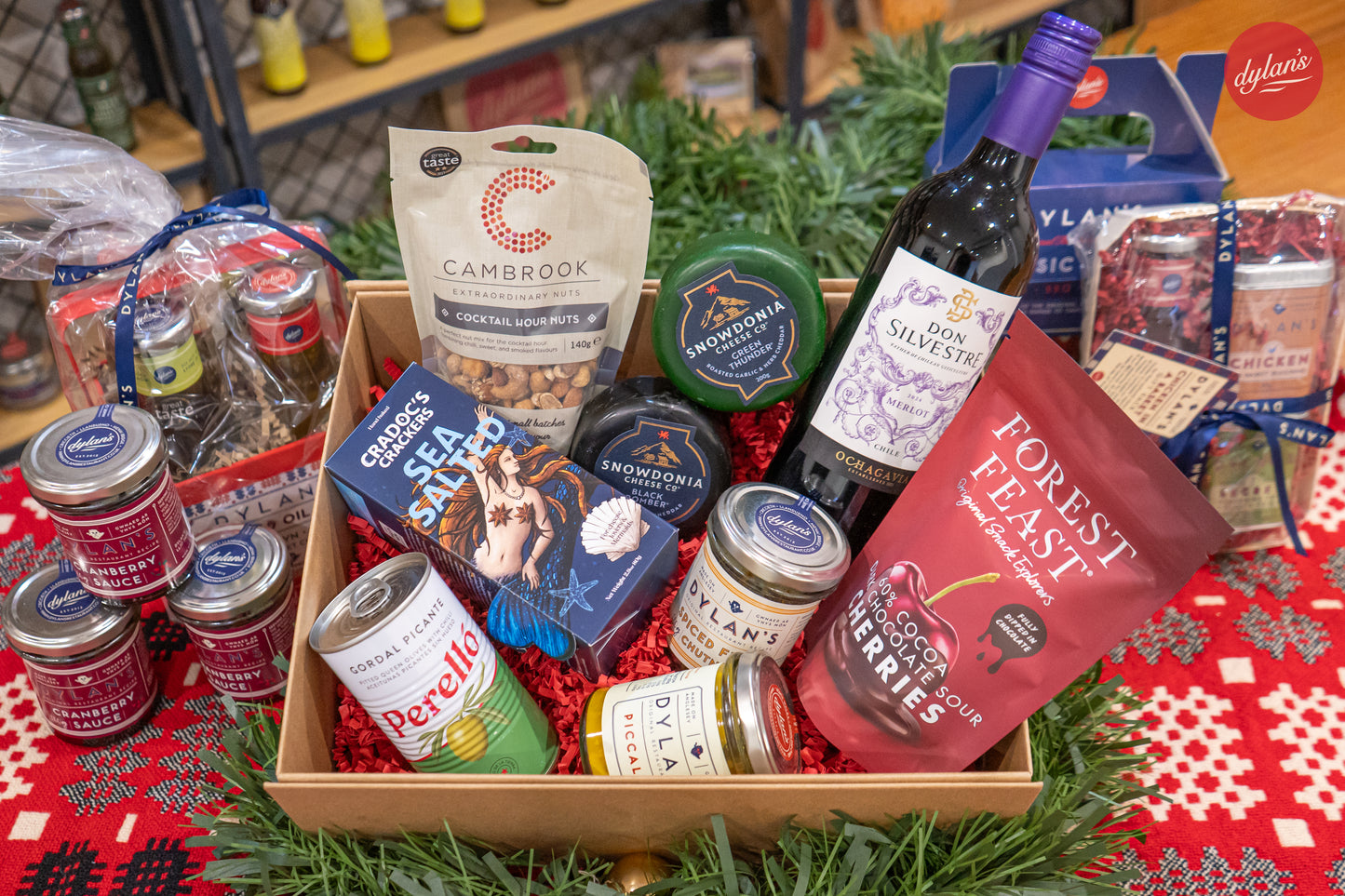 Welsh Cheese & Wine Hamper | Basged Gwin a Caws Cymreig