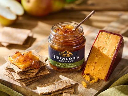 Snowdonia Cheese Co, Pear, Date & Cognac Chutney